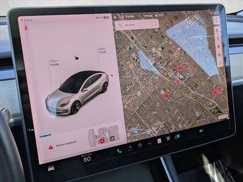 Used 2018 Tesla Model 3 Long Range image 13