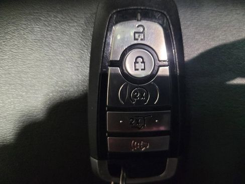 Used 2023 Ford Explorer XLT w/ Equipment Group 202A image 32