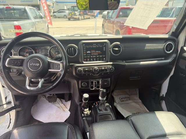 Used 2022 Jeep Gladiator Overland w/ Popular Equipment Package AWD/4WD image 12