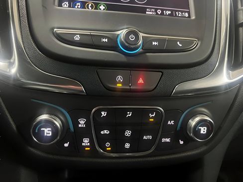 Used 2024 Chevrolet Equinox LT AWD/4WD image 26