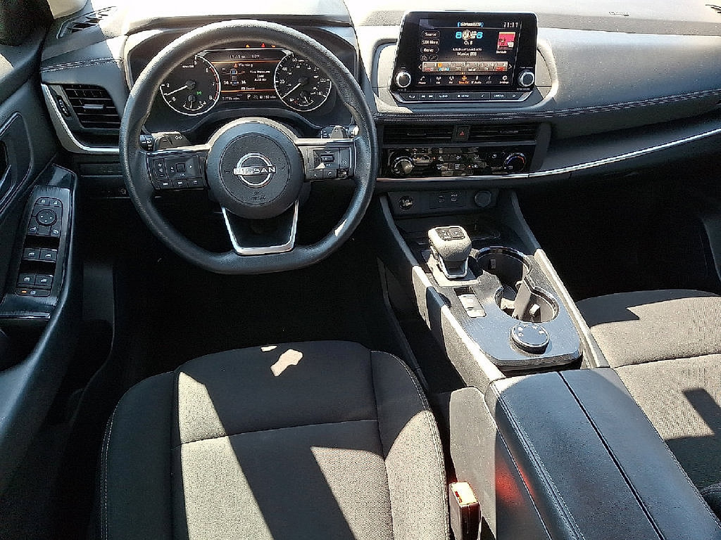 Used 2024 Nissan Rogue S AWD/4WD image 12