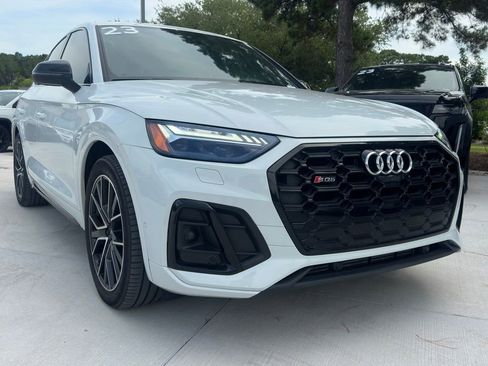 Used 2023 Audi SQ5 Prestige w/ Prestige Package AWD/4WD image 1