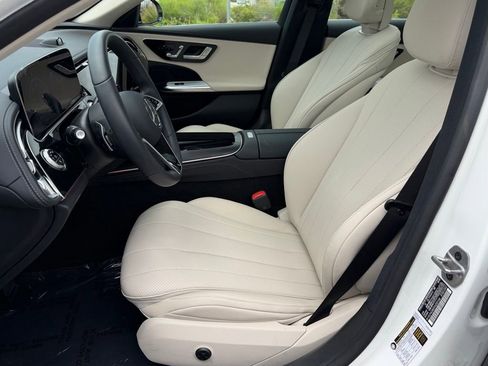 Used 2026 Mercedes-Benz E 350 Sedan image 19