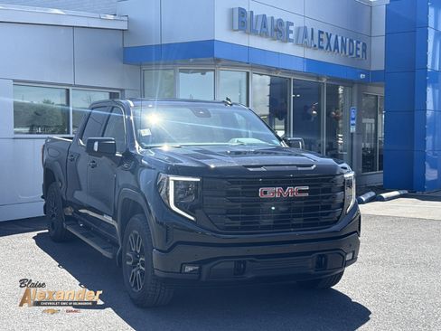 New 2026 GMC Sierra 1500 Elevation w/ Elevation Premium Package AWD/4WD image 1