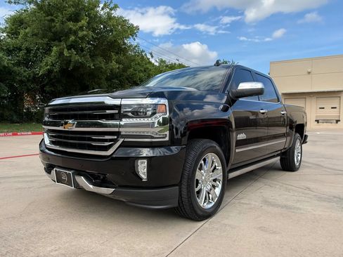 Used 2017 Chevrolet Silverado 1500 High Country AWD/4WD image 2