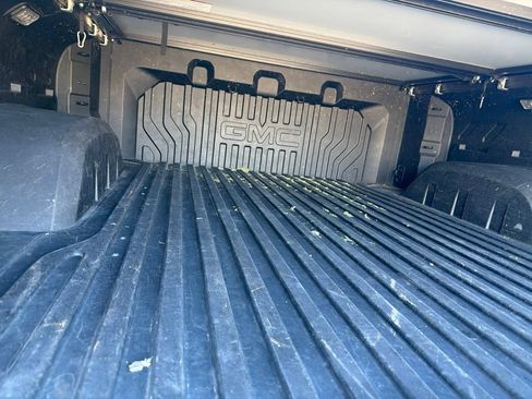 Used 2020 GMC Sierra 1500 AT4 w/ AT4 Premium Package AWD/4WD image 16