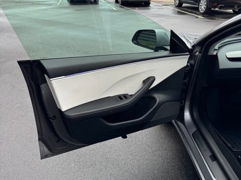 Used 2025 Tesla Model 3 Long Range RWD image 13