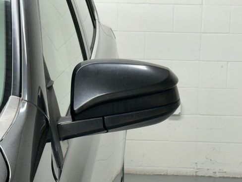 Used 2016 Toyota RAV4 LE image 18