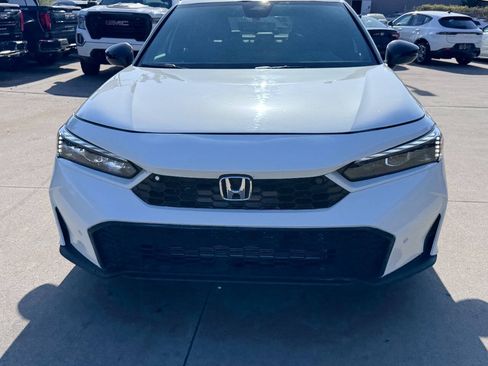 Used 2026 Honda Civic Sport Touring image 2