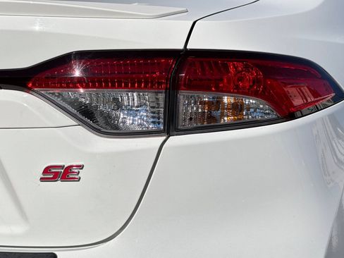 Used 2022 Toyota Corolla SE image 25