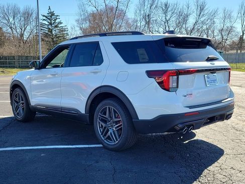 New 2026 Ford Explorer ST w/ Sun And Sound Package image 6