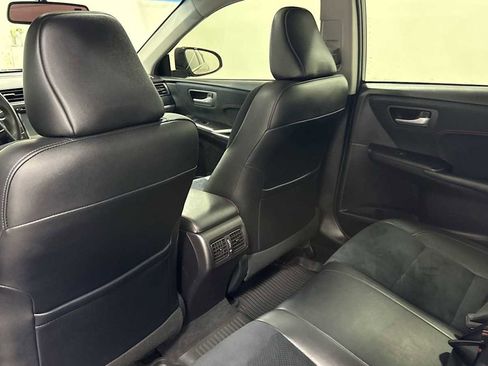Certified 2017 Toyota Camry XSE image 25