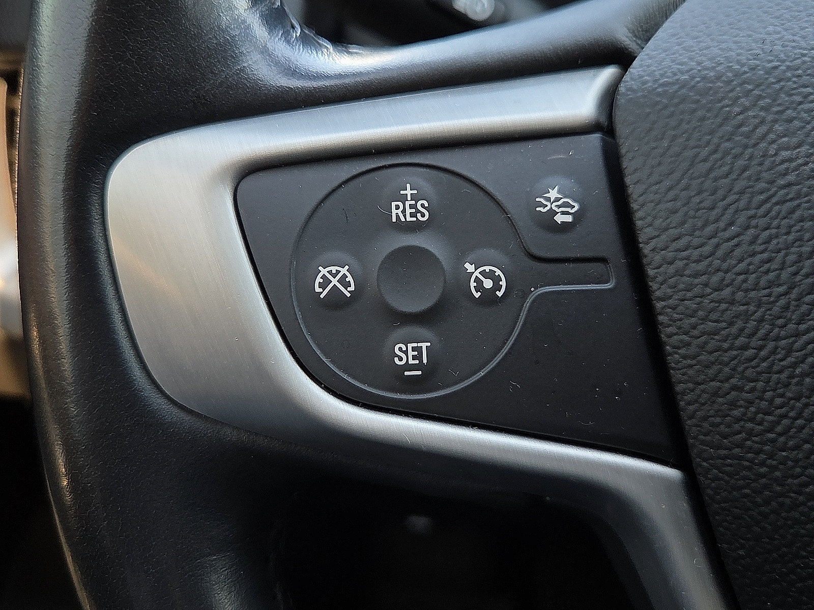 Used 2021 GMC Terrain SLE w/ Driver Convenience Package AWD/4WD image 22