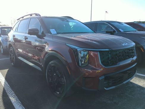 Certified 2024 Kia Sorento SX Prestige image 2