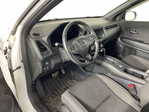 Certified 2019 Honda HR-V Sport image 3