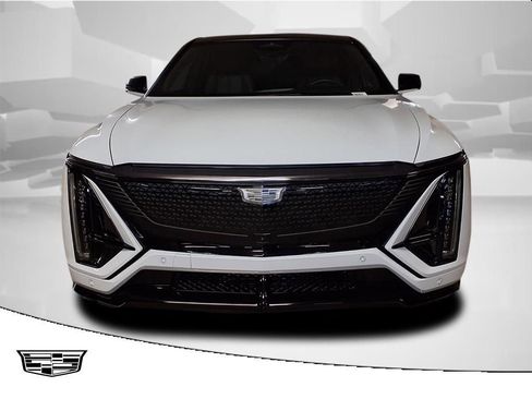 New 2026 Cadillac Lyriq V image 2