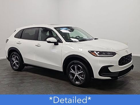 Used 2024 Honda HR-V EX-L image 2