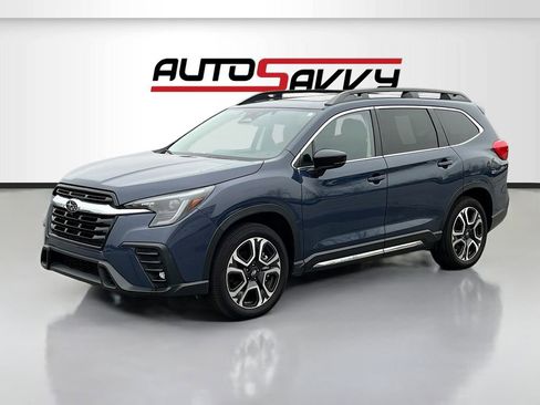 Used 2024 Subaru Ascent Limited w/ Technology Package image 3