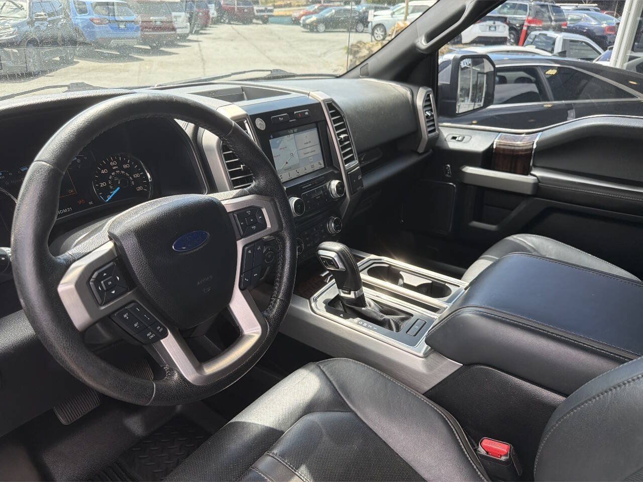 Used 2016 Ford F150 Platinum w/ Equipment Group 701A Luxury AWD/4WD image 29