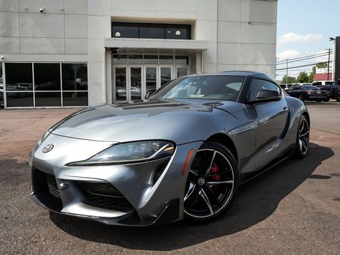 Used 2021 Toyota Supra Premium w/ Driver Assist Package RWD image 8