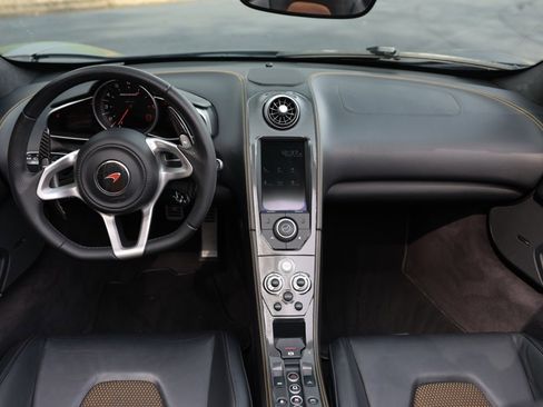 Used 2013 McLaren MP4-12C Spider image 25