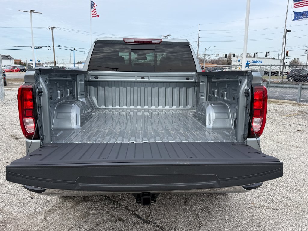 New 2026 GMC Sierra 1500 SLE w/ Preferred Package AWD/4WD image 4