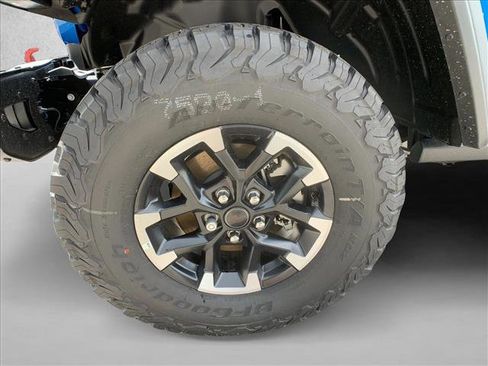 New 2024 Jeep Wrangler Unlimited Rubicon w/ Capability Package image 29