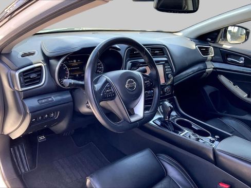 Used 2019 Nissan Maxima Platinum FWD image 16
