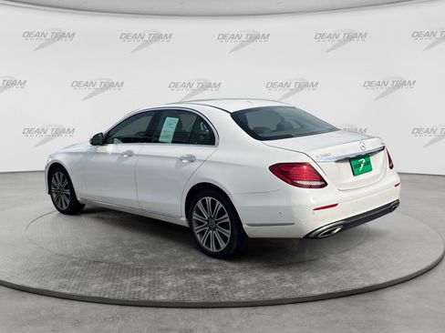 Used 2018 Mercedes-Benz E 300 4MATIC image 5