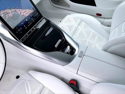 New 2026 Mercedes-Benz Maybach SL 680 image 10
