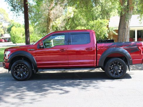 Used 2017 Ford F150 Lariat w/ Equipment Group 502A Luxury AWD/4WD image 2