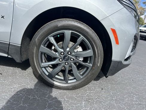 Used 2023 Chevrolet Equinox RS image 8