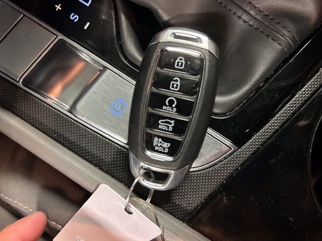 Used 2023 Hyundai Elantra Blue w/ Cargo Package FWD image 20