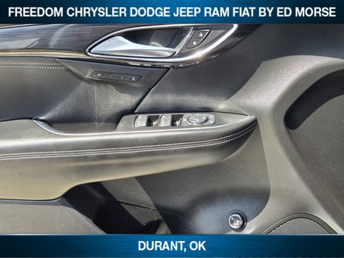 Used 2023 Buick Envision Essence FWD image 17