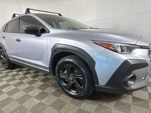 Used 2024 Subaru Crosstrek 2.0i AWD/4WD image 2