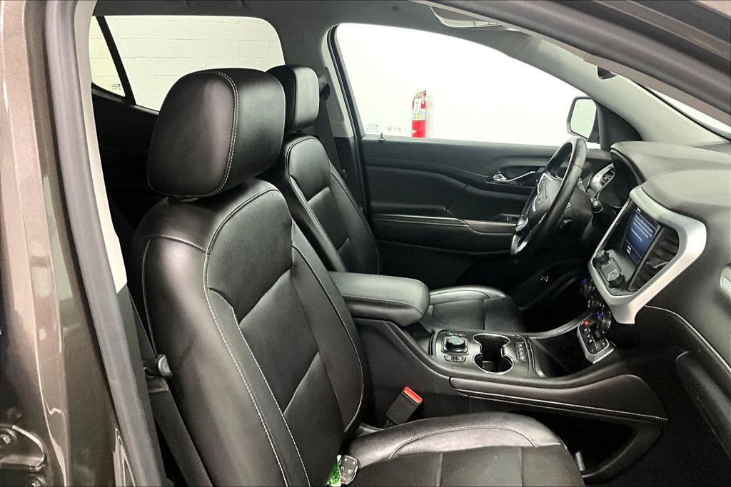 Used 2020 GMC Acadia SLT w/ Premium Package FWD image 7