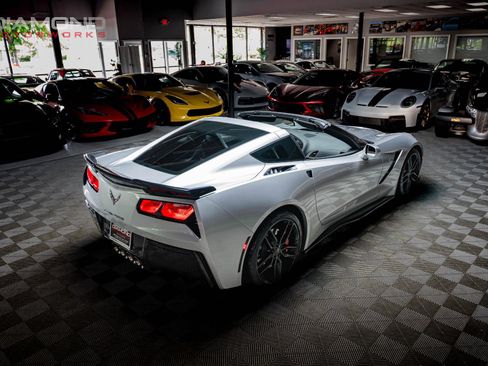 Used 2019 Chevrolet Corvette Stingray Coupe RWD image 62