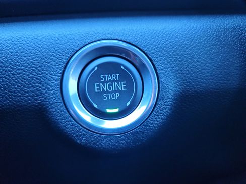 Used 2026 GMC Terrain AT4 w/ Technology Package II image 31