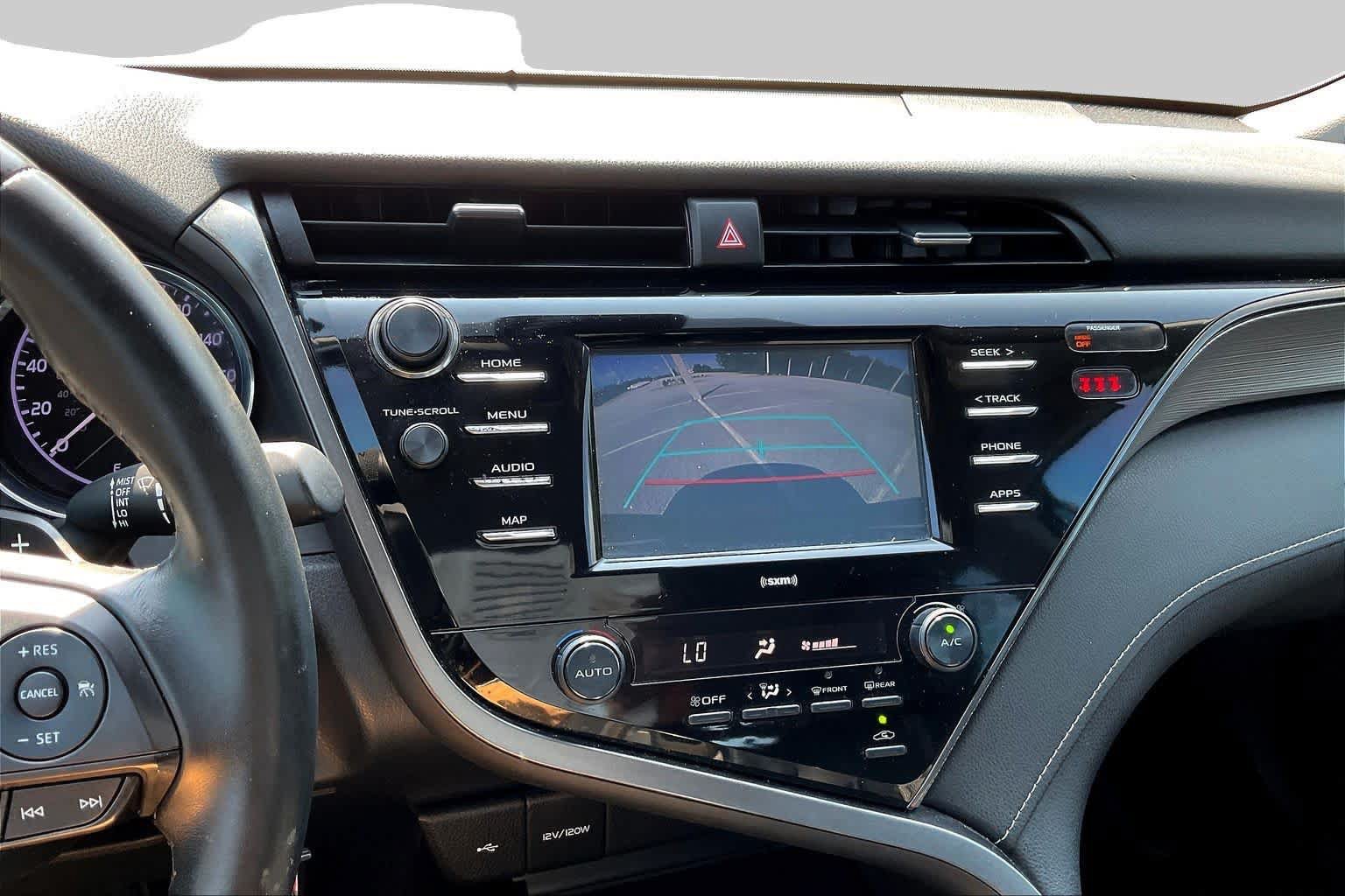 Used 2020 Toyota Camry SE FWD image 26