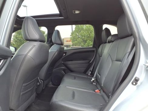 Certified 2025 Subaru Forester Limited w/ Popular Package #1 AWD/4WD image 12