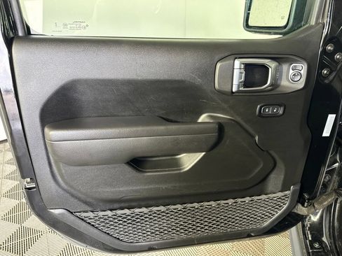 Certified 2025 Jeep Wrangler Unlimited Sport AWD/4WD image 26