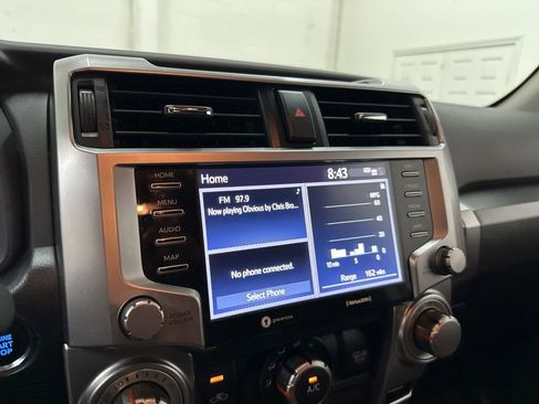 Used 2022 Toyota 4Runner SR5 AWD/4WD image 42