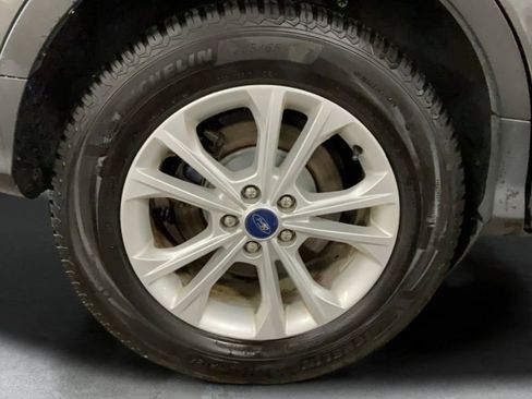 Used 2018 Ford Escape SE AWD/4WD image 45