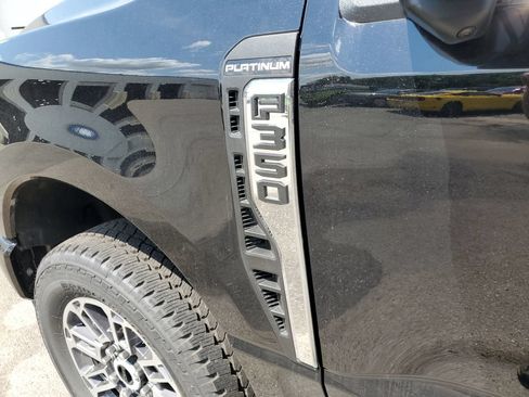 New 2026 Ford F350 Platinum w/ Platinum Plus Package AWD/4WD image 11