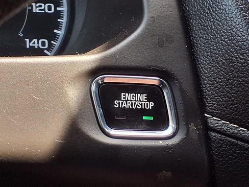Used 2017 GMC Acadia SLE w/ Driver Alert Package I AWD/4WD image 21