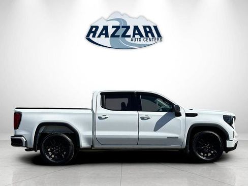 Used 2022 GMC Sierra 1500 Elevation RWD image 2