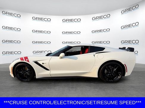 Used 2019 Chevrolet Corvette Stingray Coupe w/ Carbon Flash Badge Package RWD image 4