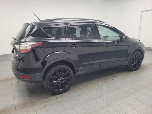 Used 2017 Ford Escape SE w/ SE Sport Appearance Package image 10