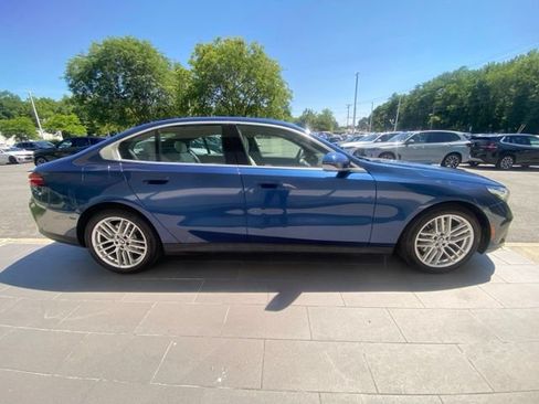 Used 2024 BMW 530i xDrive w/ Convenience Package AWD/4WD image 6