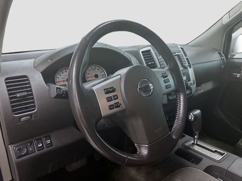 Used 2017 Nissan Frontier PRO-4X w/ Pro-4x Luxury Package image 9